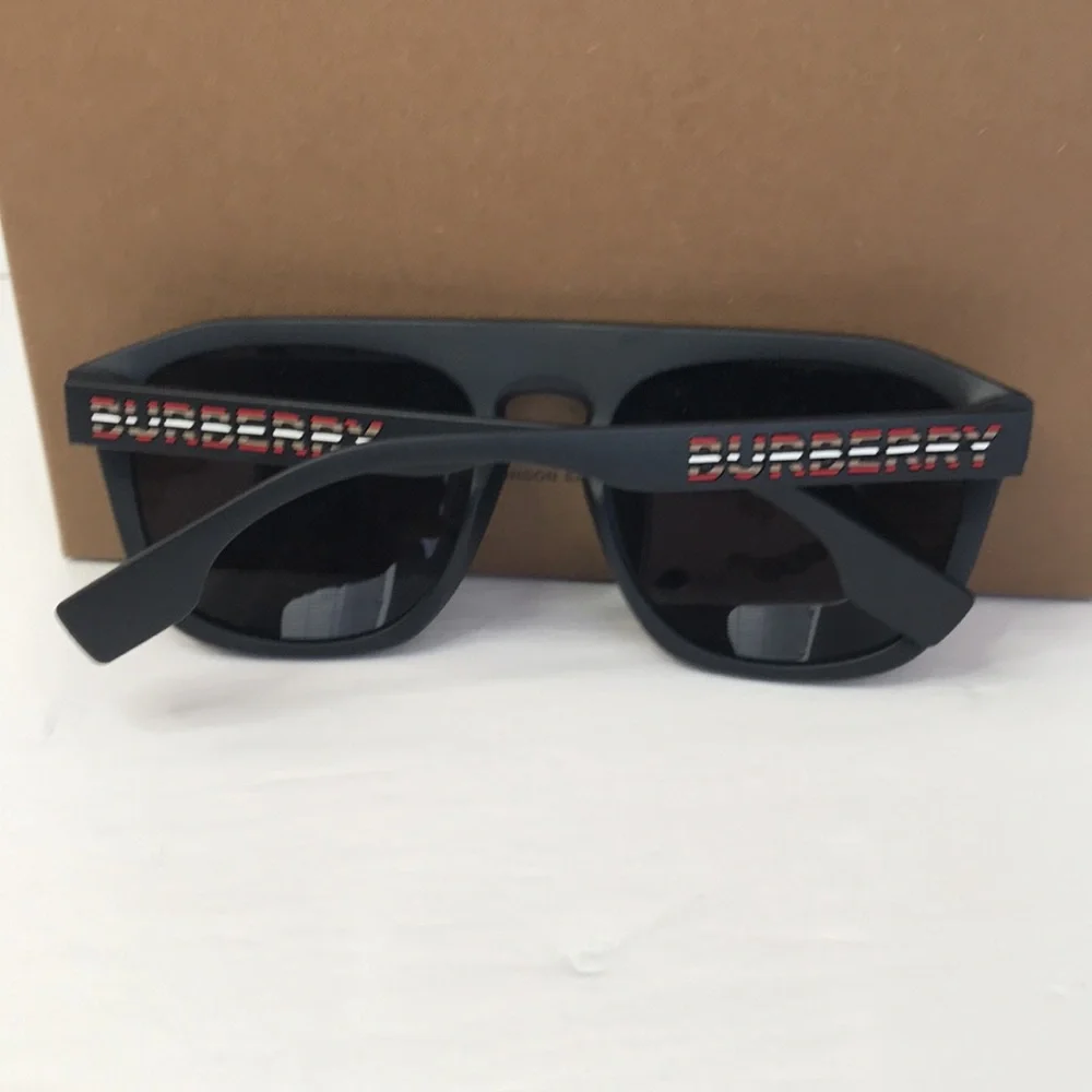 💯- Authentic New Sunglasses Burberry BE 4396 U 346487 Wren Matte Black Dark…